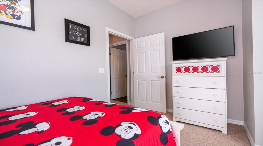 KISSIMMEE, Florida 34747, 4 Bedrooms Bedrooms, ,3 BathroomsBathrooms,Residential,For Sale,SHINE,0,MFRO6341857