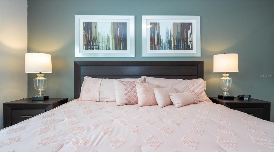 KISSIMMEE, Florida 34747, 4 Bedrooms Bedrooms, ,3 BathroomsBathrooms,Residential,For Sale,SHINE,0,MFRO6341857