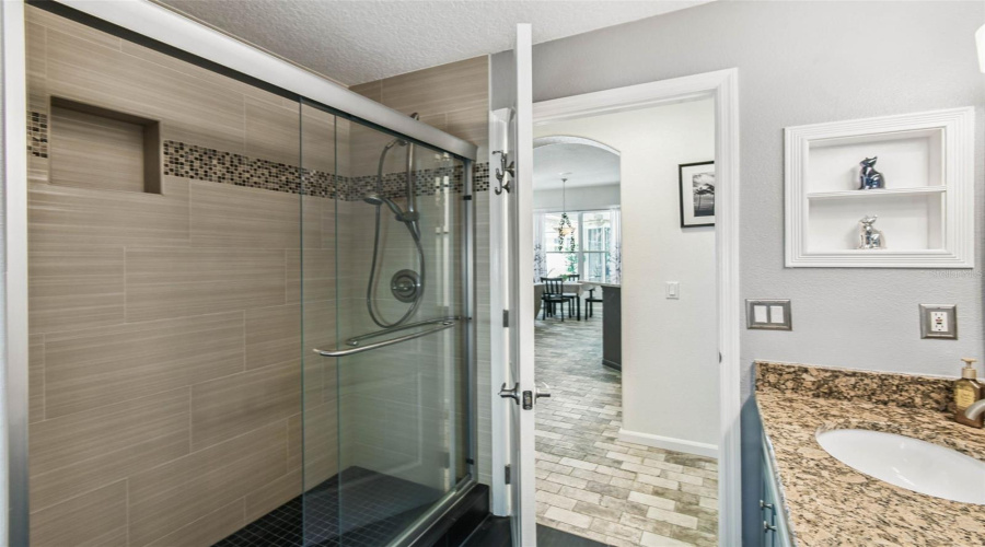 DAVENPORT, Florida 33897, 4 Bedrooms Bedrooms, ,3 BathroomsBathrooms,Residential,For Sale,PRESTWICK,0,MFRO6319067