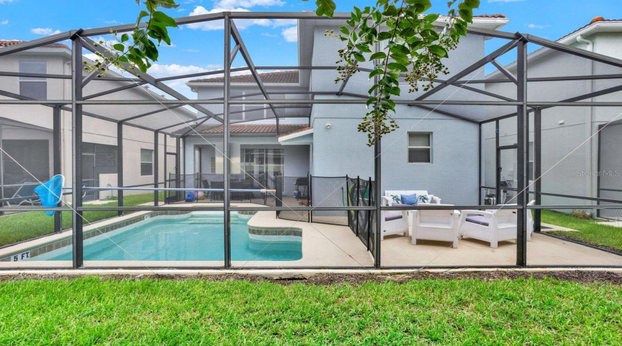 KISSIMMEE, Florida 34747, 5 Bedrooms Bedrooms, ,5 BathroomsBathrooms,Residential,For Sale,BEACH PALM,0,MFRO6343389