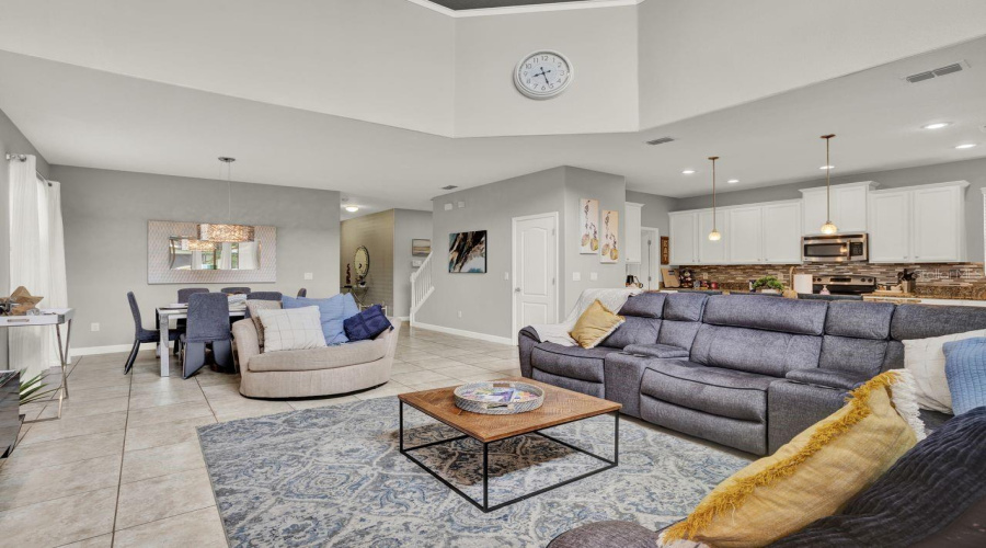 KISSIMMEE, Florida 34747, 5 Bedrooms Bedrooms, ,5 BathroomsBathrooms,Residential,For Sale,BEACH PALM,0,MFRO6343389