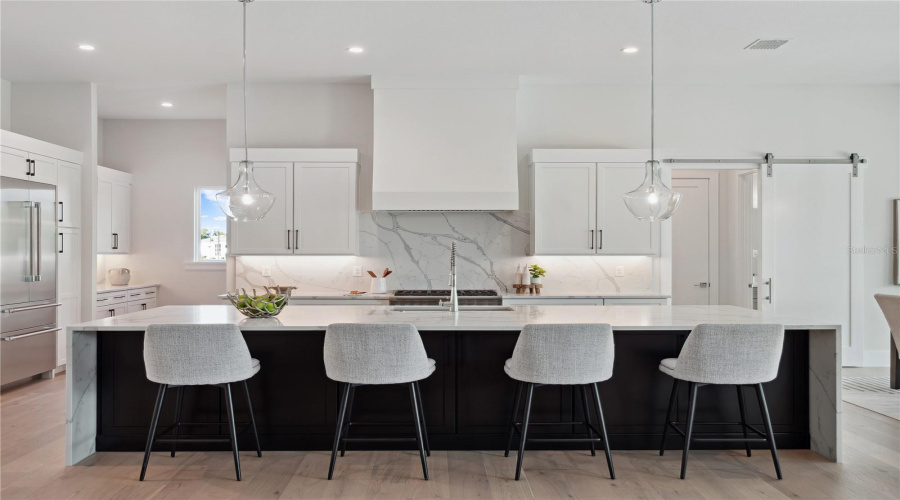 ORLANDO, Florida 32836, 6 Bedrooms Bedrooms, ,5 BathroomsBathrooms,Residential,For Sale,SHEEN SOUND,0,MFRO6318176