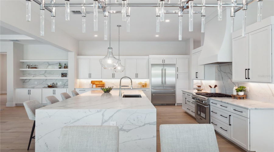 ORLANDO, Florida 32836, 6 Bedrooms Bedrooms, ,5 BathroomsBathrooms,Residential,For Sale,SHEEN SOUND,0,MFRO6318176