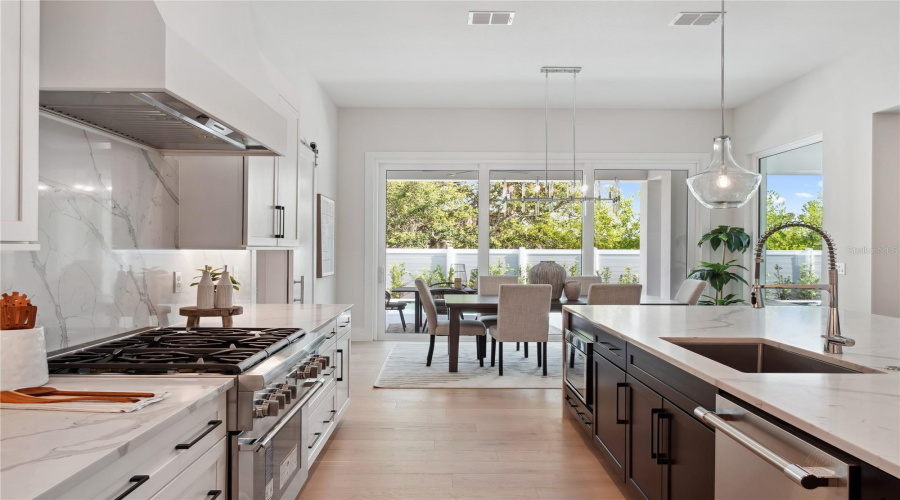 ORLANDO, Florida 32836, 6 Bedrooms Bedrooms, ,5 BathroomsBathrooms,Residential,For Sale,SHEEN SOUND,0,MFRO6318176