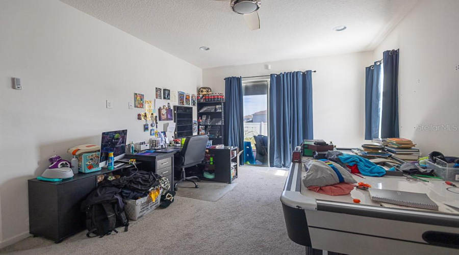 DAVENPORT, Florida 33837, 4 Bedrooms Bedrooms, ,3 BathroomsBathrooms,Residential,For Sale,SAPPHIRE,0,MFRTB8447441