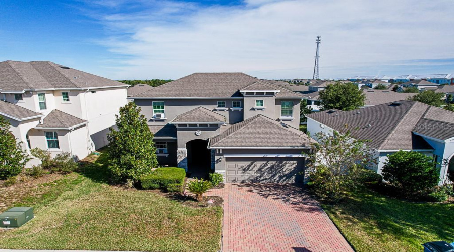 DAVENPORT, Florida 33837, 4 Bedrooms Bedrooms, ,3 BathroomsBathrooms,Residential,For Sale,SAPPHIRE,0,MFRTB8447441