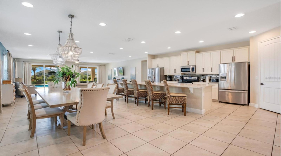 KISSIMMEE, Florida 34747, 9 Bedrooms Bedrooms, ,8 BathroomsBathrooms,Residential,For Sale,FAIRFAX,0,MFRO6359071