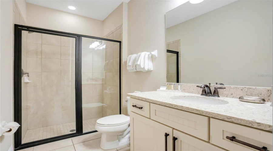 KISSIMMEE, Florida 34747, 9 Bedrooms Bedrooms, ,8 BathroomsBathrooms,Residential,For Sale,FAIRFAX,0,MFRO6359071