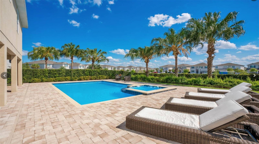 KISSIMMEE, Florida 34747, 9 Bedrooms Bedrooms, ,8 BathroomsBathrooms,Residential,For Sale,FAIRFAX,0,MFRO6359071