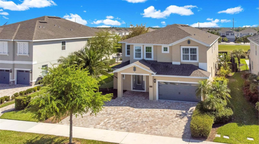 KISSIMMEE, Florida 34747, 9 Bedrooms Bedrooms, ,8 BathroomsBathrooms,Residential,For Sale,FAIRFAX,0,MFRO6359071