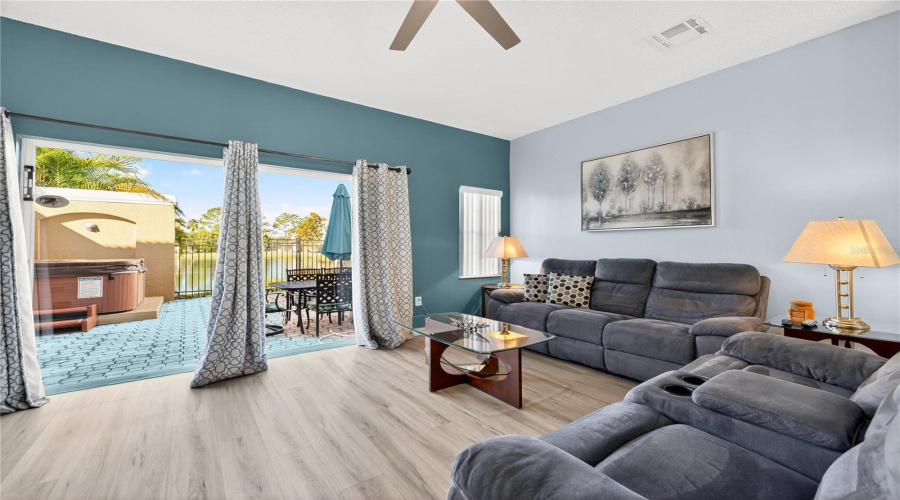 KISSIMMEE, Florida 34746, 3 Bedrooms Bedrooms, ,2 BathroomsBathrooms,Residential,For Sale,POMPANO BEACH DR,0,MFRO6360242