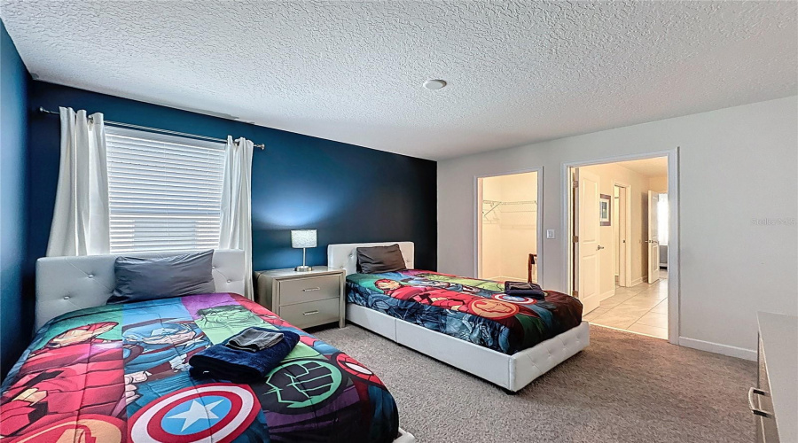 DAVENPORT, Florida 33896, 8 Bedrooms Bedrooms, ,5 BathroomsBathrooms,Residential,For Sale,STINGER,0,MFRS5137916