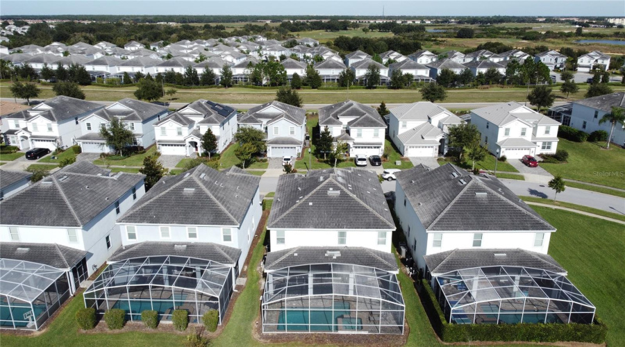 DAVENPORT, Florida 33896, 8 Bedrooms Bedrooms, ,5 BathroomsBathrooms,Residential,For Sale,STINGER,0,MFRS5137916