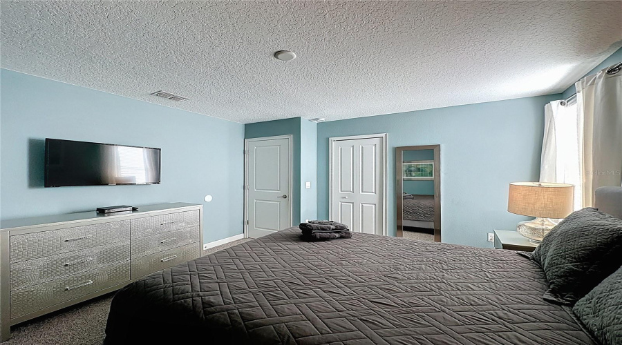 DAVENPORT, Florida 33896, 8 Bedrooms Bedrooms, ,5 BathroomsBathrooms,Residential,For Sale,STINGER,0,MFRS5137916