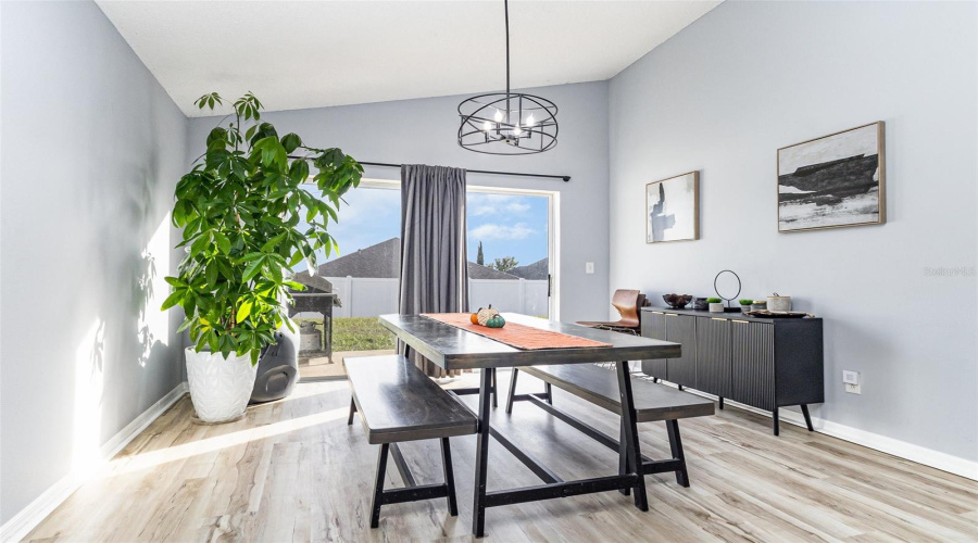 DAVENPORT, Florida 33897, 4 Bedrooms Bedrooms, ,2 BathroomsBathrooms,Residential,For Sale,SOMERSET,0,MFRTB8446901