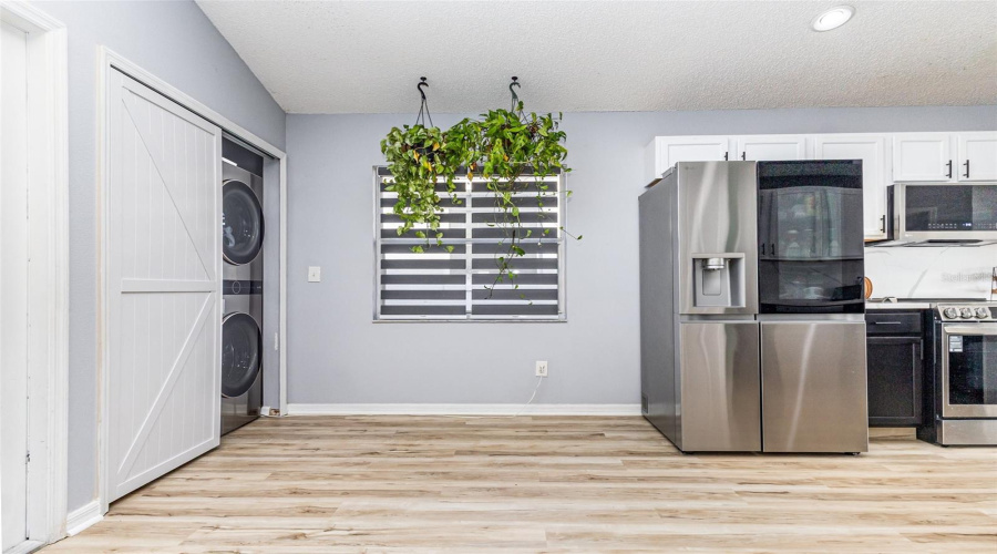 DAVENPORT, Florida 33897, 4 Bedrooms Bedrooms, ,2 BathroomsBathrooms,Residential,For Sale,SOMERSET,0,MFRTB8446901