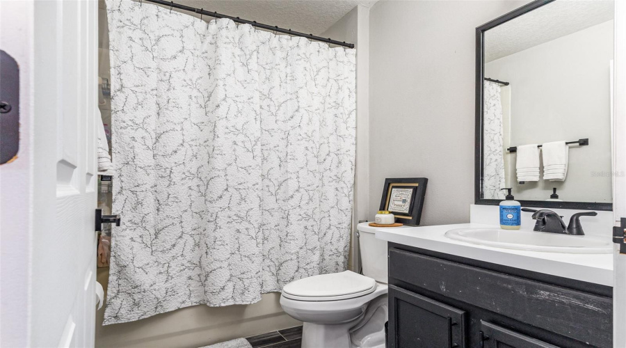 DAVENPORT, Florida 33897, 4 Bedrooms Bedrooms, ,2 BathroomsBathrooms,Residential,For Sale,SOMERSET,0,MFRTB8446901