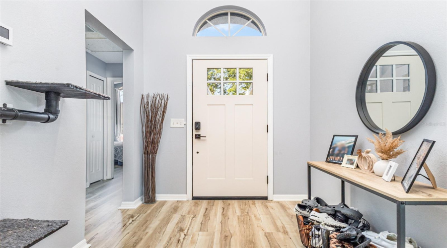 DAVENPORT, Florida 33897, 4 Bedrooms Bedrooms, ,2 BathroomsBathrooms,Residential,For Sale,SOMERSET,0,MFRTB8446901