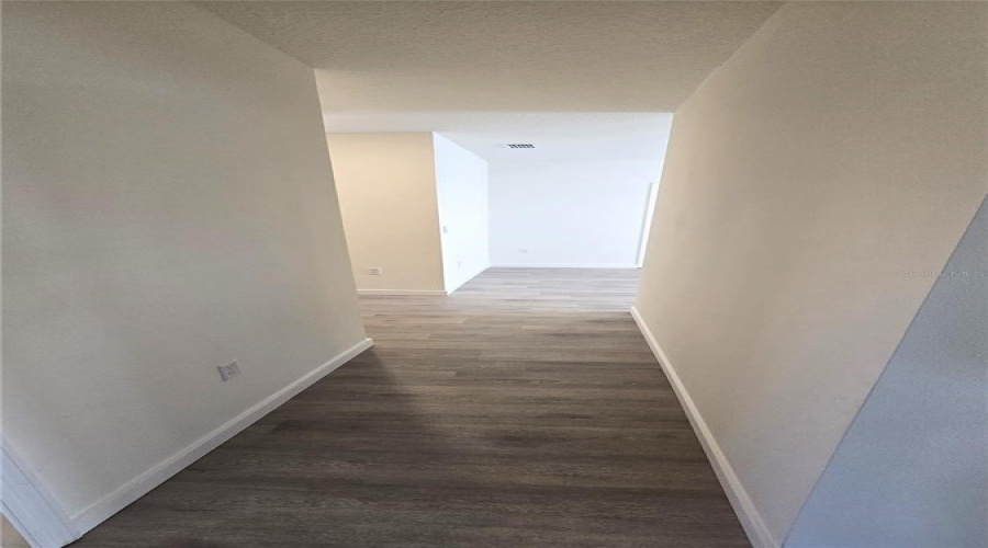 DAVENPORT, Florida 33837, 5 Bedrooms Bedrooms, ,3 BathroomsBathrooms,Residential,For Sale,ROSYDALE,0,MFRS5136492