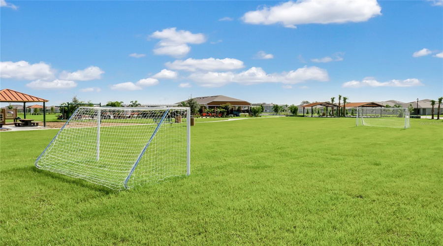 DAVENPORT, Florida 33837, 5 Bedrooms Bedrooms, ,3 BathroomsBathrooms,Residential,For Sale,ROSYDALE,0,MFRS5136492