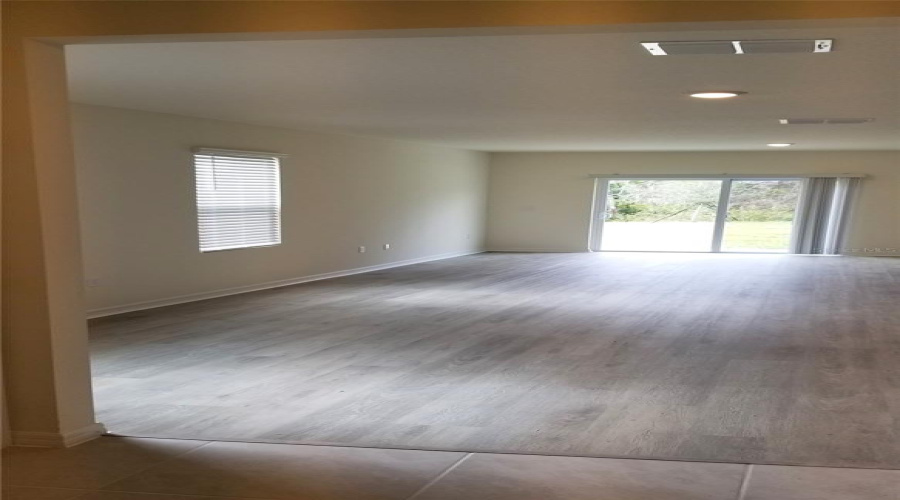 DAVENPORT, Florida 33837, 5 Bedrooms Bedrooms, ,3 BathroomsBathrooms,Residential,For Sale,ROSYDALE,0,MFRS5136492