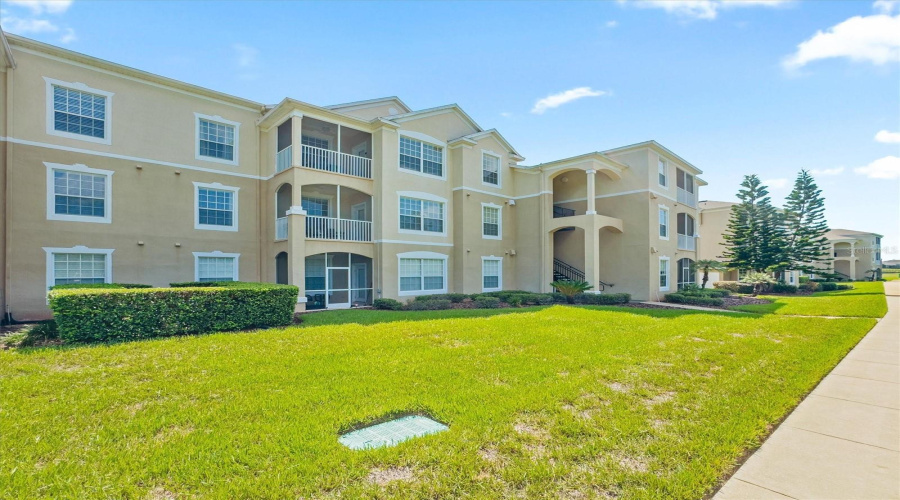KISSIMMEE, Florida 34747, 3 Bedrooms Bedrooms, ,2 BathroomsBathrooms,Residential,For Sale,SILVER PALM,0,MFRO6358361