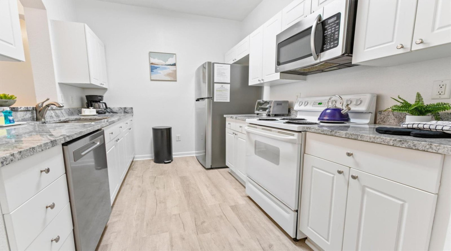 KISSIMMEE, Florida 34747, 3 Bedrooms Bedrooms, ,2 BathroomsBathrooms,Residential,For Sale,SILVER PALM,0,MFRO6358361