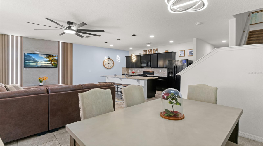 DAVENPORT, Florida 33837, 4 Bedrooms Bedrooms, ,3 BathroomsBathrooms,Residential,For Sale,TERRASONESTA,0,MFRS5138359