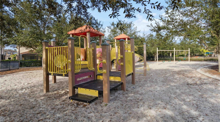 DAVENPORT, Florida 33837, 4 Bedrooms Bedrooms, ,3 BathroomsBathrooms,Residential,For Sale,TERRASONESTA,0,MFRS5138359