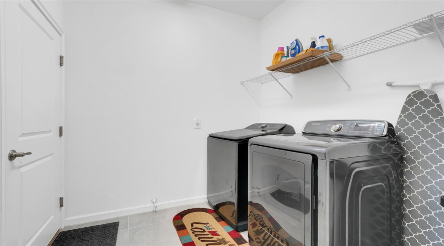 DAVENPORT, Florida 33837, 4 Bedrooms Bedrooms, ,3 BathroomsBathrooms,Residential,For Sale,ROSEDALE,0,MFRO6360400