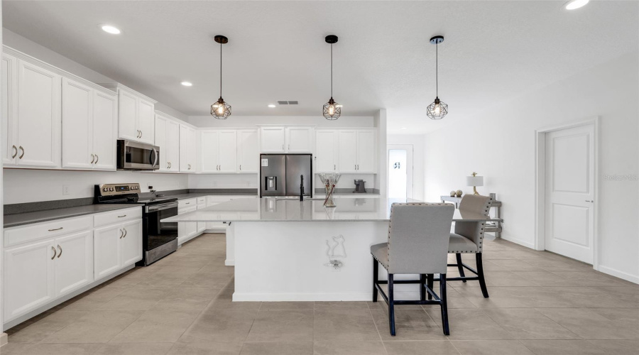 DAVENPORT, Florida 33837, 4 Bedrooms Bedrooms, ,3 BathroomsBathrooms,Residential,For Sale,ROSEDALE,0,MFRO6360400