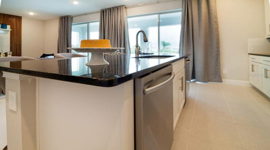 KISSIMMEE, Florida 34747, 6 Bedrooms Bedrooms, ,6 BathroomsBathrooms,Residential,For Sale,SOUTHFIELD,0,MFRO6360341