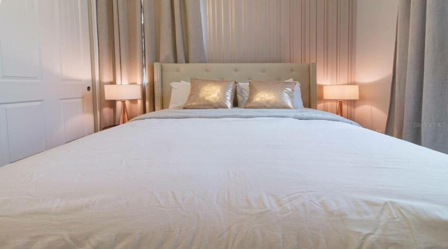 KISSIMMEE, Florida 34747, 6 Bedrooms Bedrooms, ,6 BathroomsBathrooms,Residential,For Sale,SOUTHFIELD,0,MFRO6360341