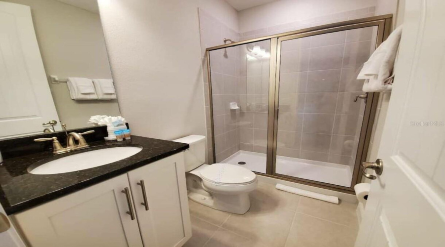 KISSIMMEE, Florida 34747, 6 Bedrooms Bedrooms, ,6 BathroomsBathrooms,Residential,For Sale,SOUTHFIELD,0,MFRO6360341