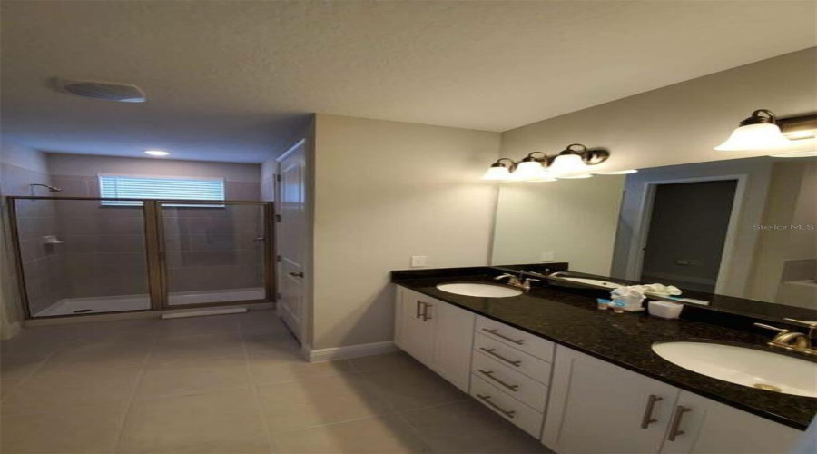 KISSIMMEE, Florida 34747, 6 Bedrooms Bedrooms, ,6 BathroomsBathrooms,Residential,For Sale,SOUTHFIELD,0,MFRO6360341