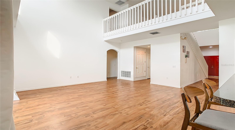 DAVENPORT, Florida 33897, 5 Bedrooms Bedrooms, ,3 BathroomsBathrooms,Residential,For Sale,MOORGATE,0,MFRO6348372