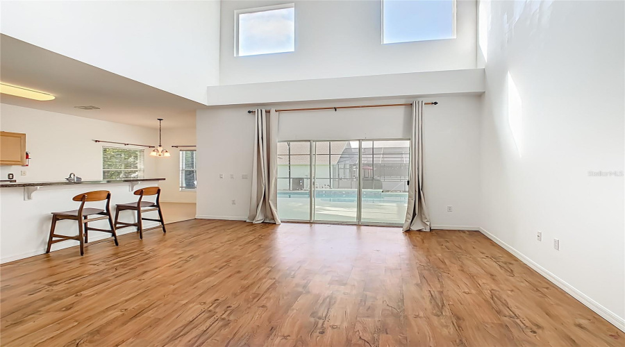 DAVENPORT, Florida 33897, 5 Bedrooms Bedrooms, ,3 BathroomsBathrooms,Residential,For Sale,MOORGATE,0,MFRO6348372