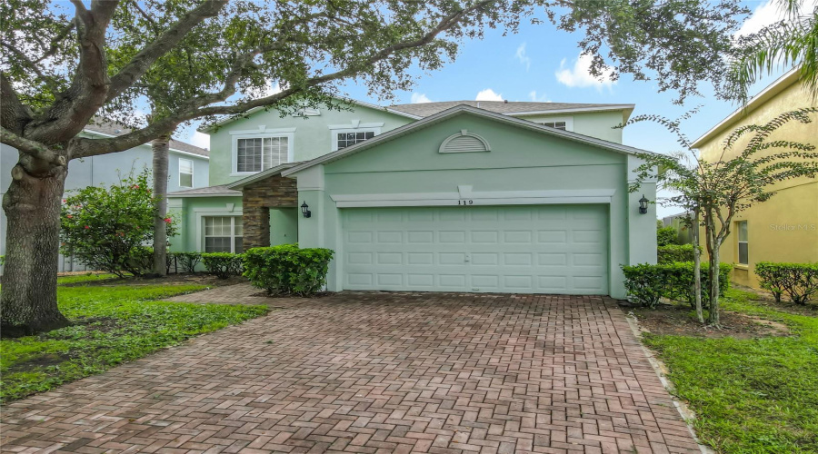 DAVENPORT, Florida 33897, 5 Bedrooms Bedrooms, ,3 BathroomsBathrooms,Residential,For Sale,MOORGATE,0,MFRO6348372