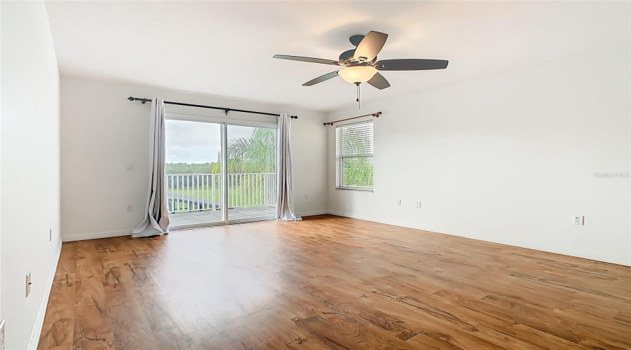 DAVENPORT, Florida 33897, 5 Bedrooms Bedrooms, ,3 BathroomsBathrooms,Residential,For Sale,MOORGATE,0,MFRO6348372