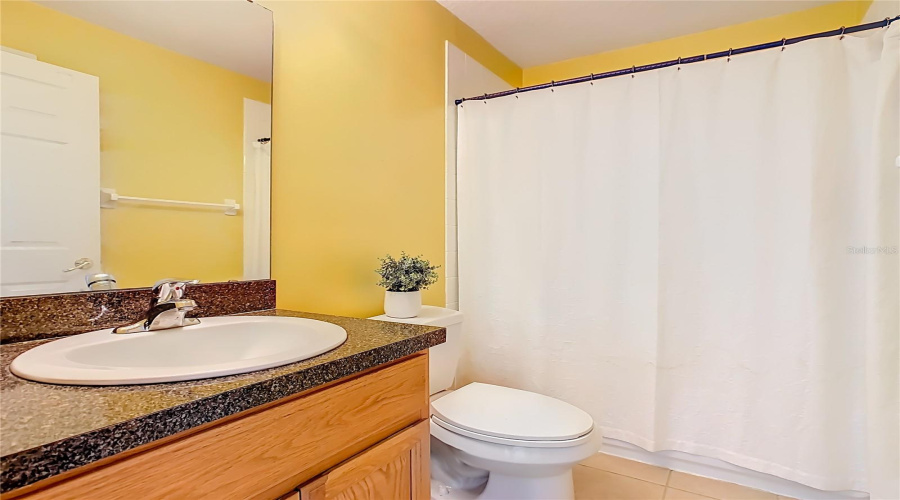 DAVENPORT, Florida 33897, 5 Bedrooms Bedrooms, ,3 BathroomsBathrooms,Residential,For Sale,MOORGATE,0,MFRO6348372