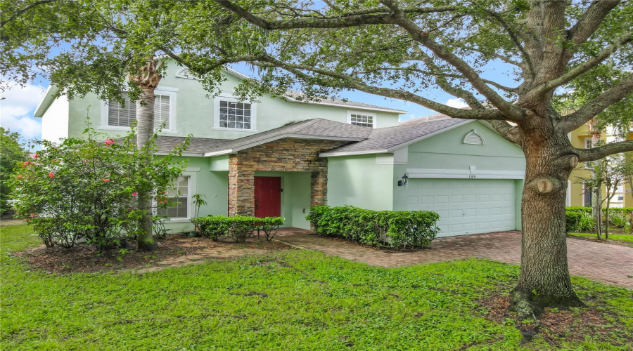 DAVENPORT, Florida 33897, 5 Bedrooms Bedrooms, ,3 BathroomsBathrooms,Residential,For Sale,MOORGATE,0,MFRO6348372