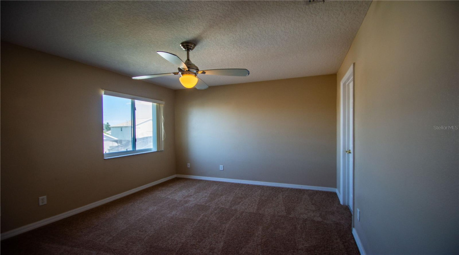 DAVENPORT, Florida 33897, 5 Bedrooms Bedrooms, ,3 BathroomsBathrooms,Residential,For Sale,CORVINA,0,MFRO6359388