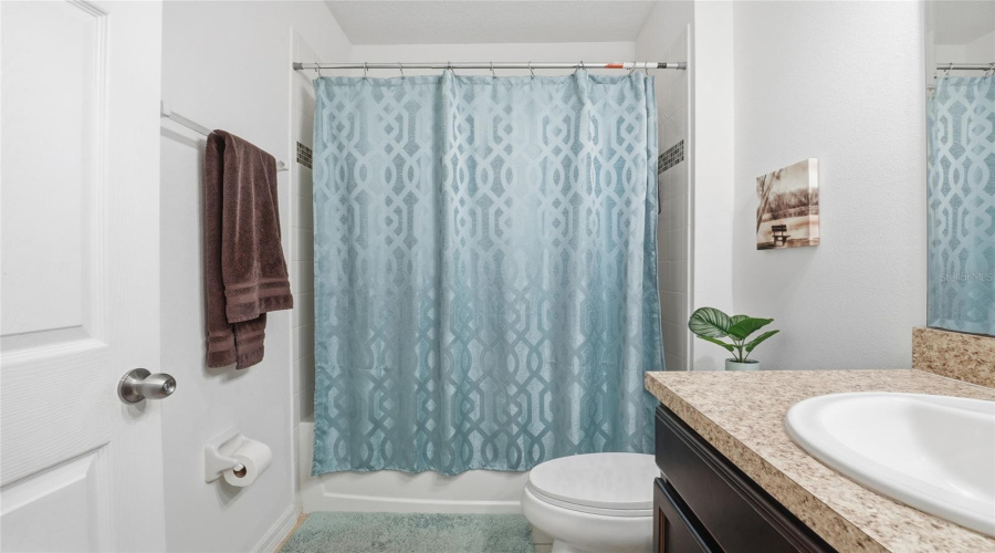 DAVENPORT, Florida 33837, 4 Bedrooms Bedrooms, ,3 BathroomsBathrooms,Residential,For Sale,ANNABELLE,0,MFRG5104459