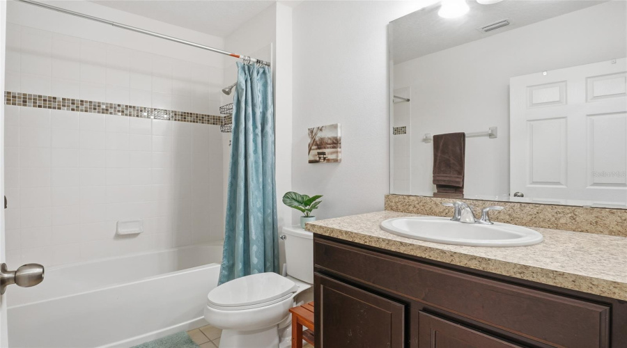 DAVENPORT, Florida 33837, 4 Bedrooms Bedrooms, ,3 BathroomsBathrooms,Residential,For Sale,ANNABELLE,0,MFRG5104459