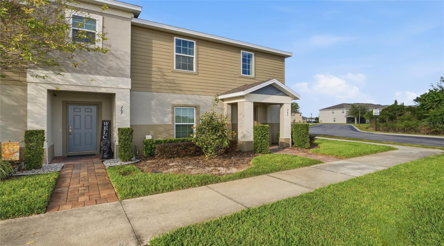 DAVENPORT, Florida 33837, 4 Bedrooms Bedrooms, ,3 BathroomsBathrooms,Residential,For Sale,ANNABELLE,0,MFRG5104459
