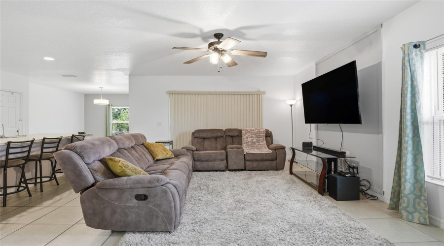 DAVENPORT, Florida 33837, 4 Bedrooms Bedrooms, ,3 BathroomsBathrooms,Residential,For Sale,ANNABELLE,0,MFRG5104459