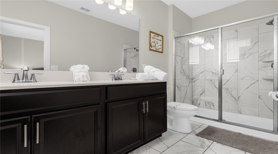 DAVENPORT, Florida 33896, 6 Bedrooms Bedrooms, ,5 BathroomsBathrooms,Residential,For Sale,CABOT CLIFFS,0,MFRO6358347