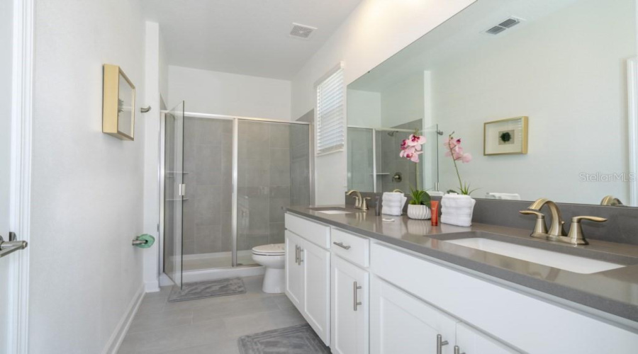 DAVENPORT, Florida 33896, 5 Bedrooms Bedrooms, ,5 BathroomsBathrooms,Residential,For Sale,STICKS,0,MFRO6284166