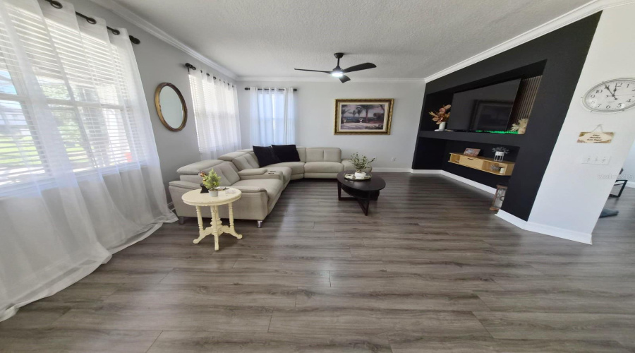 DAVENPORT, Florida 33897, 4 Bedrooms Bedrooms, ,2 BathroomsBathrooms,Residential,For Sale,ASTER,0,MFRO6359209