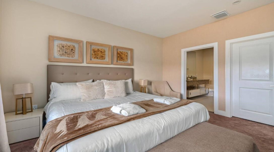 KISSIMMEE, Florida 34747, 4 Bedrooms Bedrooms, ,4 BathroomsBathrooms,Residential,For Sale,BRASILIA,0,MFRO6360687